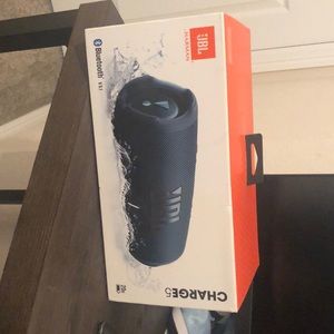 JBL CHARGE 5 unopened. Got it last Christmas and just never opened it